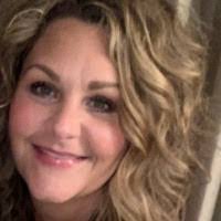 Heidi Wick's Instagram, Twitter & Facebook