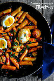 This tteokbokki recipe is one of the easiest and yet truly satisfying recipe that you'll ever cross across. Pin On Asian Recipes Foods