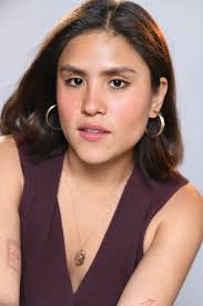 Daniela Lozano's Instagram, Twitter & Facebook