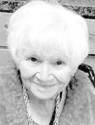 Roxie Stroud's Instagram, Twitter & Facebook