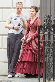 The adventure continues as millie bobby brown & henry cavill return to the world of enola holmes, reteaming with director harry bradbeer & writer jack thorne on a second film based on nancy springer's book series about sherlock holmes' brilliant sister. Psbattle Millie Bobby Brown As Enola Holmes Photoshopbattles