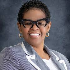 Eva Govan's Instagram, Twitter & Facebook