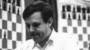Arthur Feuerstein, Chess Player With a Comeback Gambit, Dies at 86