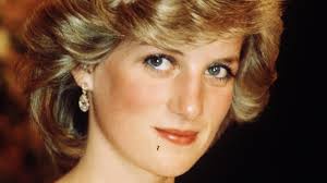 Princess Diana Hairstyle Evolution: Feathered Shags, Sleek Pixie Cuts, and  More