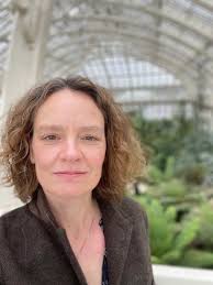 Ursula Mann's Instagram, Twitter & Facebook