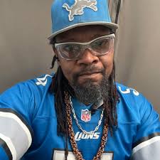 CAN SOMEBODY DO A WELLNESS CHECK ON THE LIONS FANS. CRIME IN DETROIT ABOUT  TO GO UP! 😩