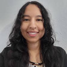 Ashley Mcfarlane's Instagram, Twitter & Facebook