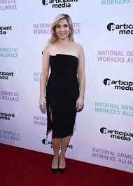 June diane raphael age, height, net worth, wiki, and bio: 51 June Diane Raphael Hot Pictures That Make Her An Icon Of Excellence Geeks On Coffee