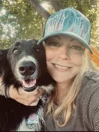 Amanda Barron's Instagram, Twitter & Facebook