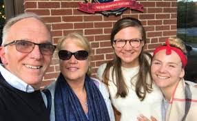 Elizabeth Gwaltney's Instagram, Twitter & Facebook