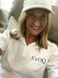 Randi Cameron's Instagram, Twitter & Facebook