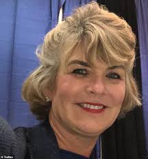 In february 2021, charlotte bennett, an executive assistant and health policy advisor to cuomo, accused him of sexual harassment. Andrew Cuomo Aide Tried To Discredit Sexual Harassment Accuser Lindsay Boylan Daily Mail Online