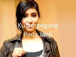 Ratu rock negara, ella, meluahkan rasa kebimbangannya apabila terbaca satu laporan melibatkan 266 kematian direkodkan sejak 18 mac hingga 30 oktober 2020 ketika perintah kawalan pergerakan (pkp) dilaksanakan. Ella Sepi Sekuntum Mawar Merah Video Lagu Jiwang