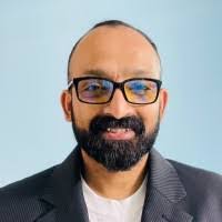 Tracy Stephenson's Instagram, Twitter & Facebook