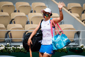 World number one ash barty felt disconnected from her family when her career took off and quit to world no.1 ash barty has revealed she got twisted and lost connection with her family in the first. 8t 33zaxgsfqvm