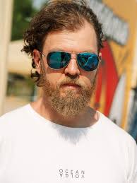 Несколько актуальных кадров с нашего объекта: интерьер офиса компании  «ХИМСТАЛЬКОН ИНЖИНИРИНГ» Зона лестницы и переговорной. По переговорной пока  не все готово. Ждем стол и текстиль по периметру.