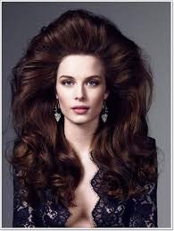 Round face shapes are complemented by myriad hairstyles—there certainly isn't a style that should be considered the new version of the mullet is softer and more wearable than the mullet of the '80s. 91 Charming 80s Hairstyles To Help You Relive The Retro Days Sass