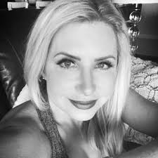 Dee 🌸 Diane Green (@DianeGr13748366)