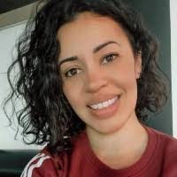 Jessica Ide's Instagram, Twitter & Facebook