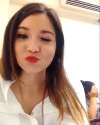 RT y FAV si quieres este beso :) :*