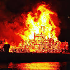 ロンドンで発生した大火事に感嘆する人々 一体なぜ 火事 美しい風景写真 綺麗 景色