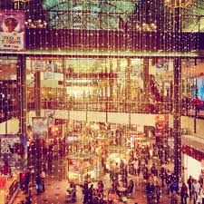 Snowing Christmas Lights At Mall Of America Mall Of America Christmas Holidays Christmas Lights