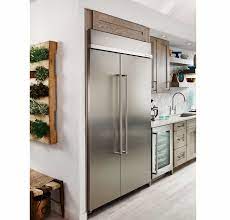 Built in refrigerators are made to be built into an opening in the kitchen cabinets and they do not protrude from the what you need to know about built in refrigerators. Kbsn608ess Kitchenaid 48 30 0 Cu Ft Built In Side By Side Refrigerator With Extendfresh Plus Temperature
