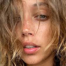 Amanda Campana (@amandacampana_yr)