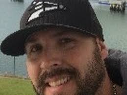 Lester Ryan's Instagram, Twitter & Facebook