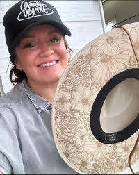 Taylor Bales's Instagram, Twitter & Facebook