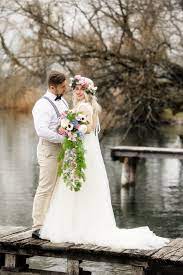 (geschäfte für brautmode, brautkleider, hochzeitskleider, hochzeitsausstatter) pia charlotte brautmoden. Boho Auf Bayerisch Hochzeitsideen Von Trauwerk Teil 1 Kleider Boho Braut Braut Boho Hochzeitsdekorationen
