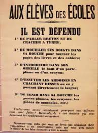 Pin By Hamoud Hamoud On Bretagne School Posters Vintage School Vintage Ads