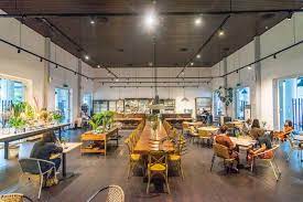 Consultez 207 avis sur chong choon cafe, noté 4 sur 5 sur tripadvisor et classé #13 sur 640 restaurants à kuching. Commons Cafe At Old Court House Kuching Sarawak Crisp Of Life