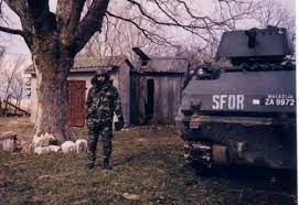Pembantaian tentara serbia di bosnia dan herzegovina timur pada tahun 1995 menewaskan lebih dari 8.000 anak muslim. Sniper Tun Mamat Kisah Pasukan Gerak Khas Malaysia Di Bosnia Mobile