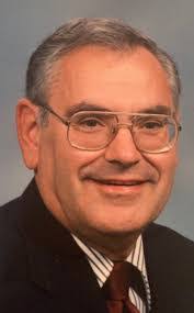 Kevin Hose's Instagram, Twitter & Facebook