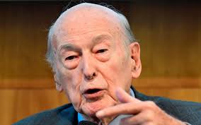 Giscard d'estaing was a prominent liberal politician, holding liberal views on divorce, contraception, and abortion. 7klruk5yicibqm