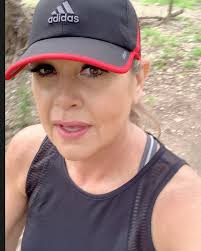 Get outside!!!! Make happiness a priority. , #bartonsprings #austintexas  #austin #outdoors #lovinglife #50fitness #over50 #hikersofinstagram #hike  #walking #walk #healthylifestyle #healthyliving