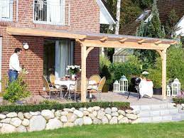 So bleiben sie unabhängig von den launen des mitteleuropäischen sommers und können ganz entspannt grillpartys und andere feiern planen. Terrassenuberdachung Ravenna Naturbelassen Terrassenuberdachungen Uberdachungen Gartenbauten Garten Holzprofi24