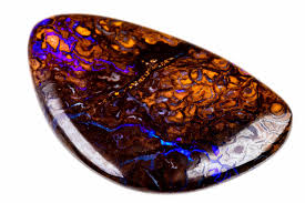 The cutting was skillfully planned to position the thin seam of precious. Guide To The Different Types Of Opals In The Gemstone Market Gemstoneguru