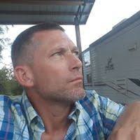 Michael Slay's Instagram, Twitter & Facebook