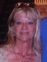 Wanda Teeter's Instagram, Twitter & Facebook