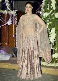Pin On Kareena Kapoor Style Salwar Suit Saree Lehenga Choli