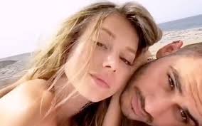 1,112,436 likes · 120,529 talking about this. Los Romanticos Besos De Ester Exposito Con Su Novio Videos Actualidad Los40 Colombia