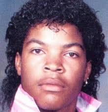 Who Is This Rapper ⁉️⬇️