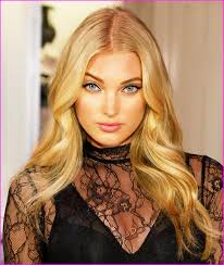Maybe you would like to learn more about one of these? Victoria S Secret Models Signature Hairstyle Short Hair Models