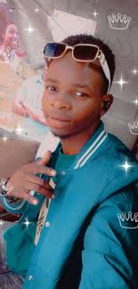 Who would win in a fight between Bella and Hayley?