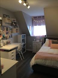 Relative ai colori accesi le camere matrimoniali di arredo. Ghina Zimmereinrichten Idee Arredamento Camera Da Letto Idee Camera Da Letto Ikea Camera Da Letto Idee