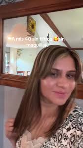 A Mis 40: Belleza Sin Filtros y Maquillaje