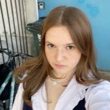 Alexandra Mckenna's Instagram, Twitter & Facebook