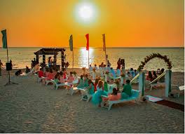 Hotel / resort wedding packages come with decoration, ceremonial services such as priest sometimes. Punta Riviera Resort Wedding